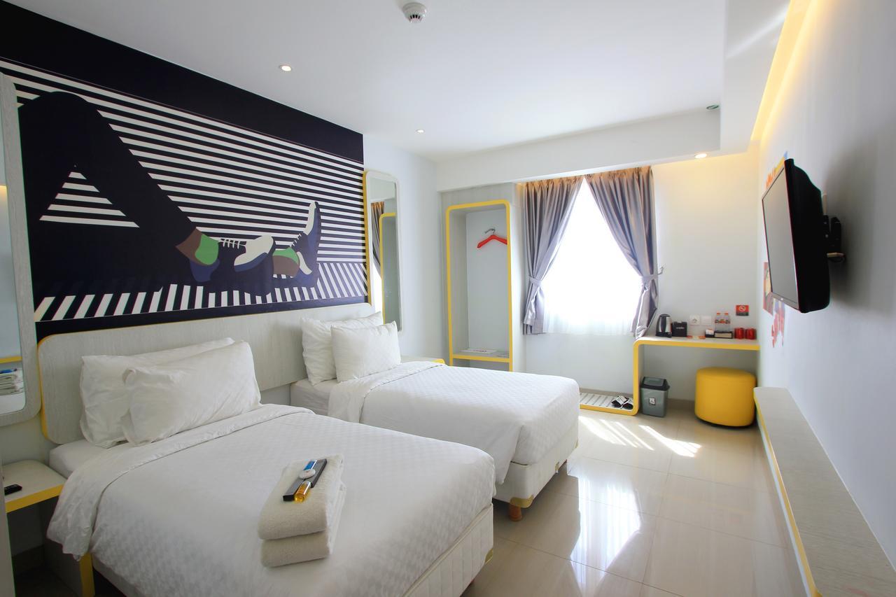 Uniq Hotel Γιογκιακάρτα Εξωτερικό φωτογραφία