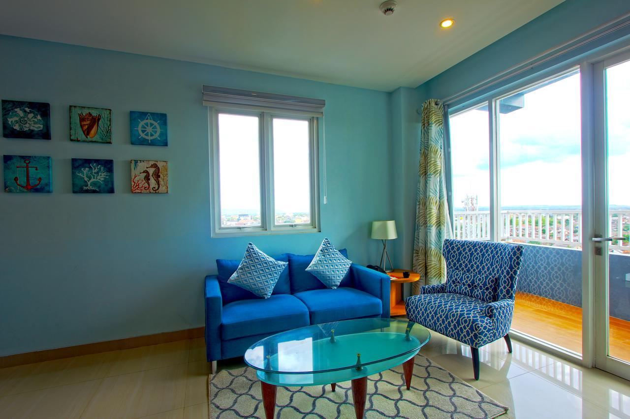 Uniq Hotel Γιογκιακάρτα Εξωτερικό φωτογραφία