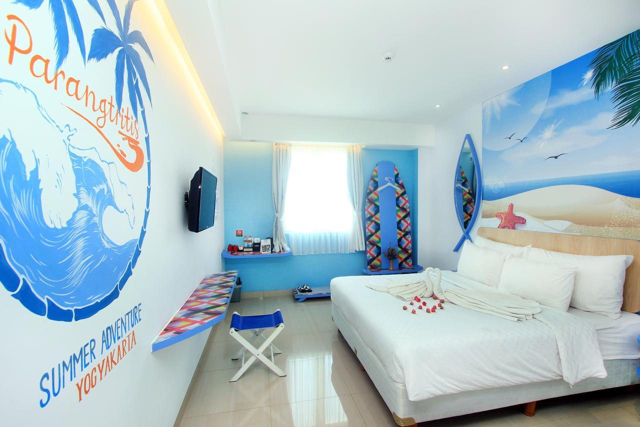Uniq Hotel Γιογκιακάρτα Εξωτερικό φωτογραφία